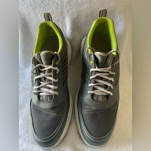 Foot Joy Fury Men’s Golf Shoes Size 9.5 M Gray Green Spikes 51102
Pre Owned